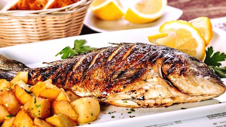 אהבת הים מסעדת דגים כשרה למהדרין בירושלים דג ותפוחי אדמה