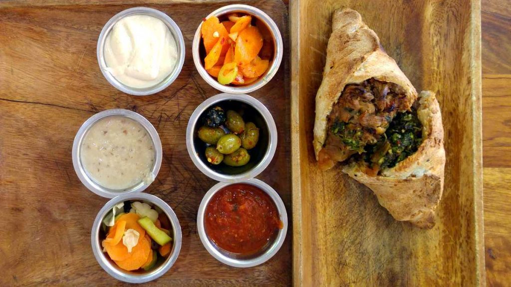 אישטבח מסעדה כשרה למהדרין בשוק מחנה יהודה בירושלים שמבורכ