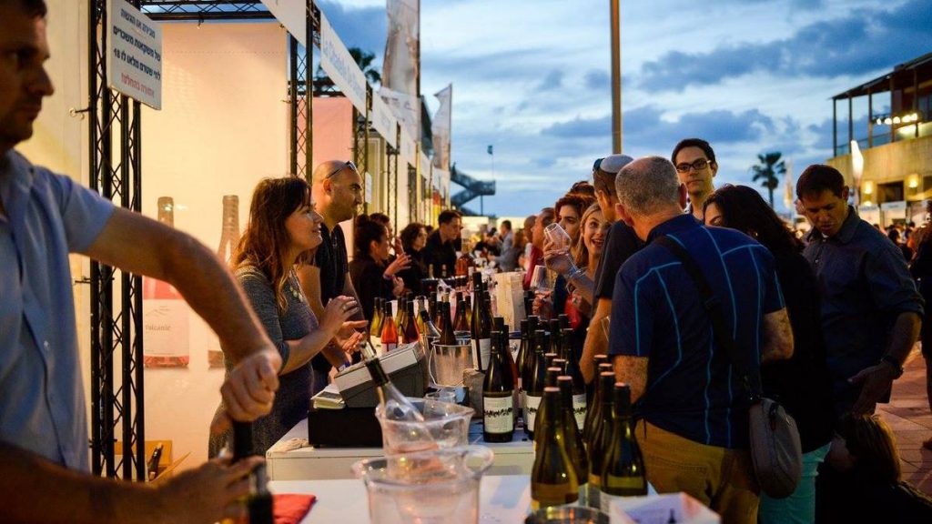White פסטיבל יינות לבנים במרינה בהרצליה