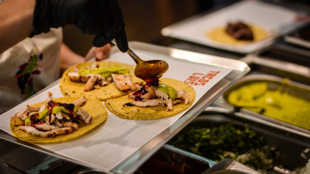 לואיס טאקוס מסעדה מקסיקנית כשרה בירושלים מסעדה מקסיקנית כשרה חדשה בירושלים